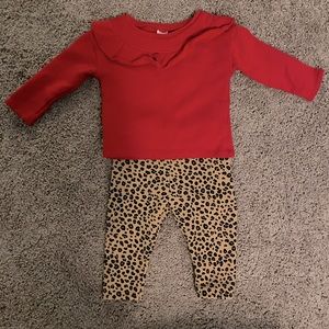 Carter’s 2 Piece Baby Girl Outfit